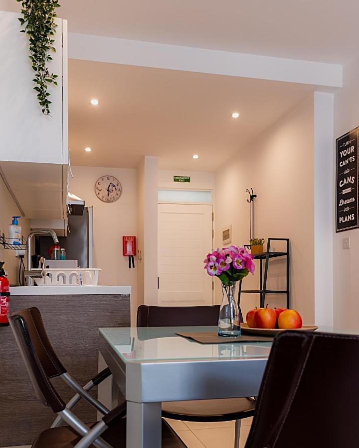Modern Comfort - 2Br Apartment Center Of St Julians & Paceville San Ġiljan Exterior foto